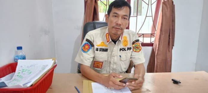 terkena_demosi_oknum_pns_dairi_akan_tempuh_jalur_hukum_ke_ptun