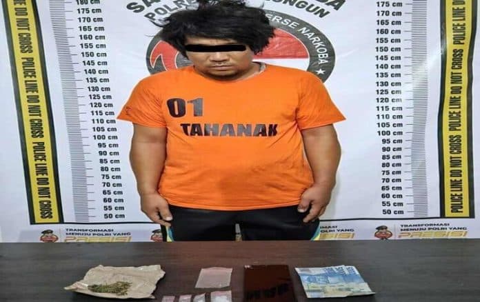 terlibat_peredaran_narkoba_polres_simalungun_amankan_warga_sibuntuon