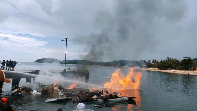termasuk_cagub_malut_korban_tewas_speedboat_meledak_berjumlah_lima_orang
