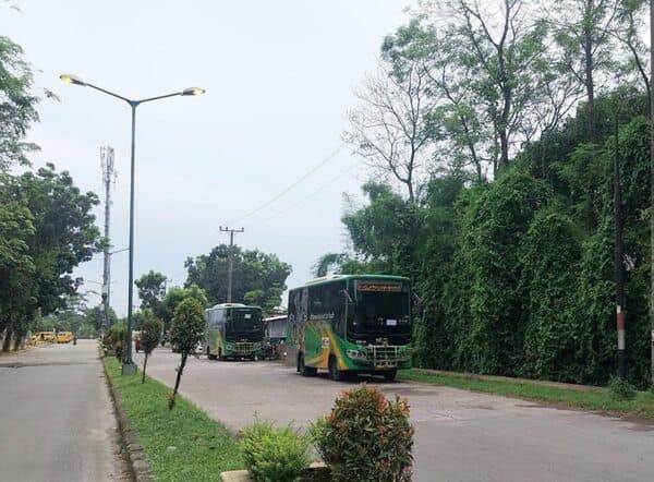 terminal_bus_trans_metro_deli_pindah_ke_lau_cih_mahasiswa_uinsu_mengeluh