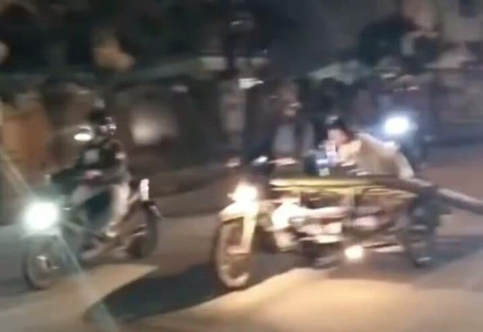 tertangkap_tiga_pencuri_pagar_di_medan_digiring_polisi