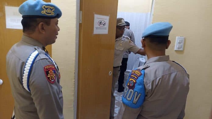 tes_urine_personel_polresta_deli_serdang_hasilnya_negatif_narkoba