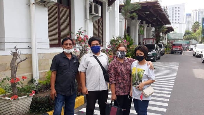 tewas_ditikam_keluarga_mahasiswa_hkbp_nommensen_medan_minta_pelaku_dihukum_setimpal