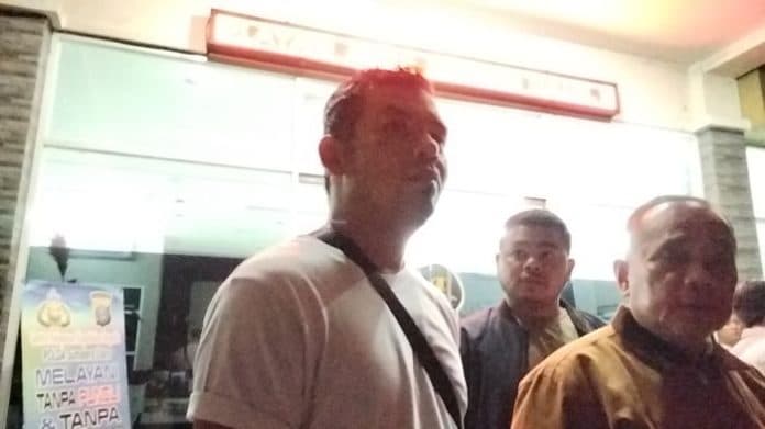 tidak_didukung_sebagai_calon_wali_kota_sidimpuan_irsan_efendi_nasution_ajak_kades_berantem