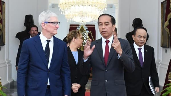 tim_cook_pertimbangkan_buat_pabrik_apple_di_indonesia