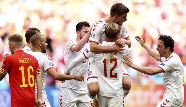 tim_dinamit_ke_perempat_final_euro_wales_digunduli_4_0