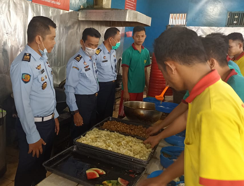 tim_kanwil_kemenkumham_sumut_sambangi_lapas_kelas_iib_sidimpuan