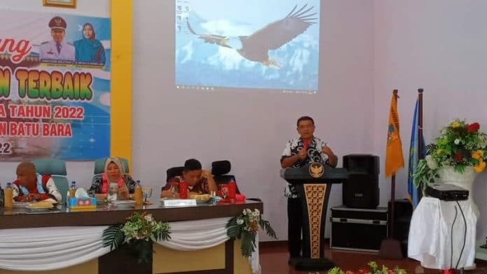 tim_penilai_provsu_kunjungi_kecamatan_air_putih_batu_bara