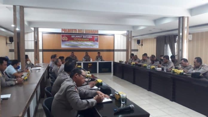 tim_supervisi_samapta_polda_sumut_periksa_administrasi_dan_registrasi_polresta_deli_serdang