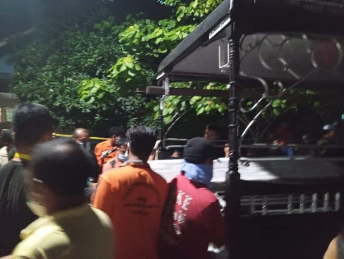 tinggal_sendiri_mayat_kakek_70_tahun_ditemukan_membusuk_di_jalan_sriwijaya