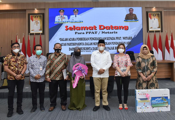 tingkatkan_bphtb_batu_bara_3_notaris_terima_reward