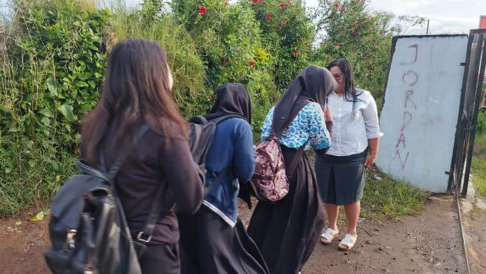 tingkatkan_disiplin_siswa_guru_sman_1_simpang_empat_karo_lakukan_hal_ini