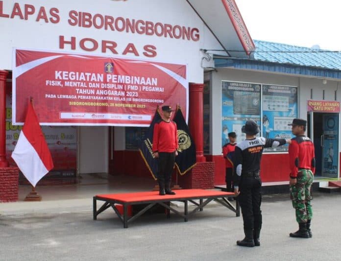 tingkatkan_kepatuhan_petugas_lapas_siborongborong_ikuti_pembinaan_fisik_mental_dan_disiplin
