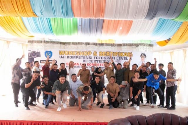 tingkatkan_kompetensi_fotografer_pemkab_labuhanbatu_gelar_workshop
