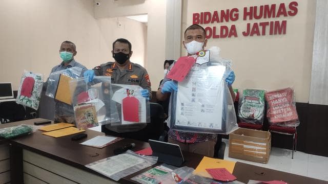 tokoh_sentral_khilafatul_muslimin_ditangkap_polisi_di_medan_dan_bekasi