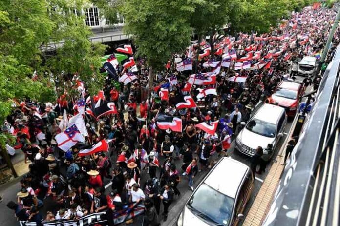 tolak_ruu_prinsip_perjanjian_puluhan_ribu_warga_selandia_baru_protes
