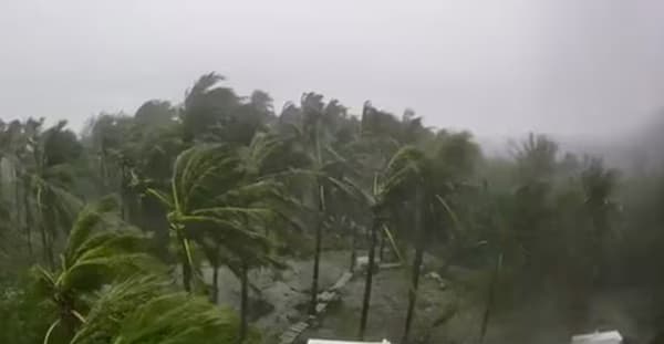 topan_kong_rey_yang_menakutkan_menghantam_pantai_timur_taiwan