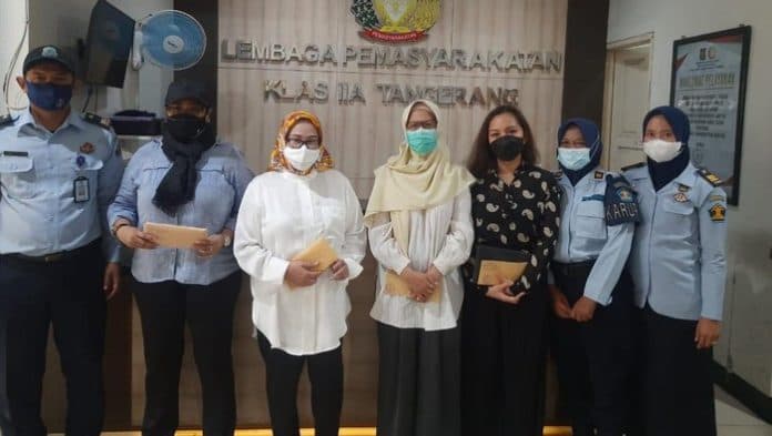 total_23_napi_koruptor_bebas_bersyarat_berikut_daftarnya
