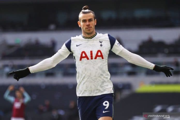tottenham_kubur_ambisi_leichester_gareth_bale_pahlawan_kemenangan