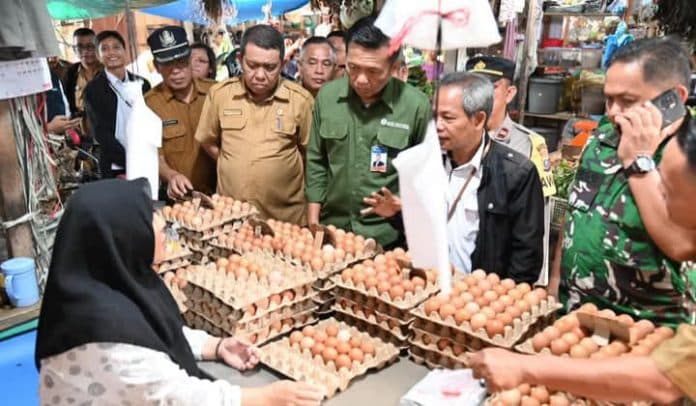 tpid_sibolga_sidak_pasar_pastikan_stok_dan_harga_stabil_jelang_nataru