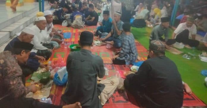 tradisi_munggahan_umat_islam_di_kisaran_timur_sambut_ramadhan