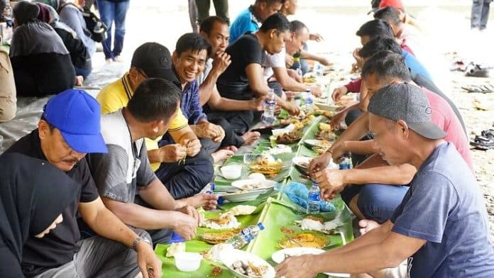 tradisi_punggahan_wujud_syukur_pemkab_labuhanbatu_sambut_ramadhan