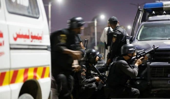 tragis_3_orang_tewas_dalam_serangan_di_kantor_polisi_pakistan