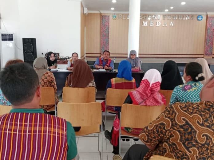 transformasi_digital_slb_mardi_panjaitan_guru_harus_terus_berproses_dan_bertumbuh