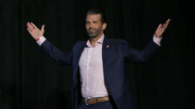 trump_jr_nimbrung_netizen_yang_mencemooh_zelensky_aktor_bayaran_tertinggi