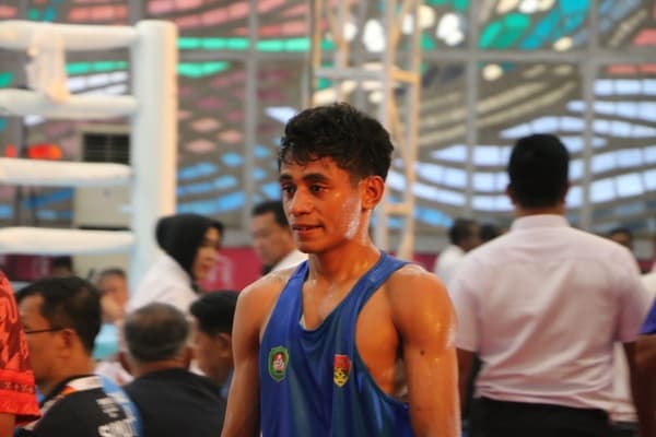 tumbangkan_petinju_asal_papua_barat_peraih_medali_perak_sea_games_kamboja_tatap_thailand