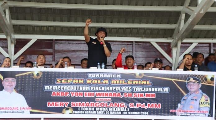 turnamen_sepak_bola_milenial_ini_pesan_kapolres_tanjung_balai