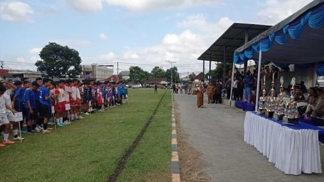 turnamen_wali_kota_cup_2024_dibuka_stadion_sangnaualuh_mangkrak_edy_rahmayadi_tipu_tipu