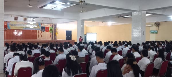 uda_gelar_pkkmb_mahasiswa_diingatkan_berhati_hati_menggunakan_medsos
