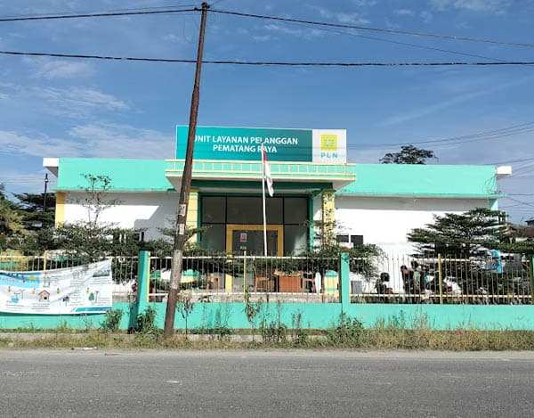 ulp_pln_pematang_raya_siapkan_genset_di_kpu_dan_bawaslu_simalungun