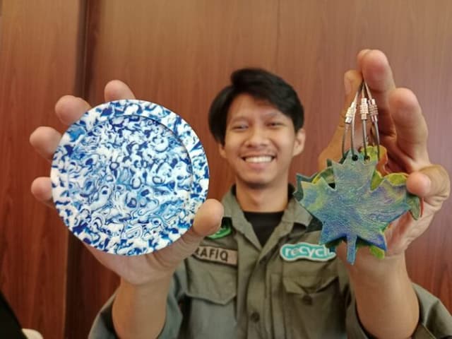 umkm_recyclo_ubah_sampah_plastik_jadi_produk_kreatif