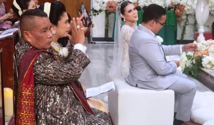 undangan_pernikahan_anaknya_berjibun_ini_ketakutan_hotman_paris