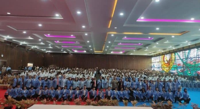 universitas_hkbp_nommensen_siantar_berkomitmen_lahirkan_intelektual_muda_berbudaya
