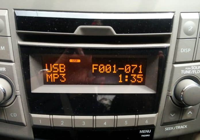 upgrade_audio_mobil_ternyata_bisa_menyebabkan_aki_soak