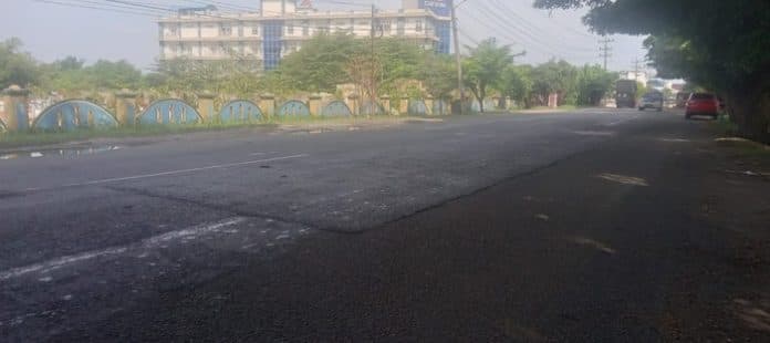 usai_dikorek_tambal_sulam_jalan_di_tebing_tinggi_tuntas