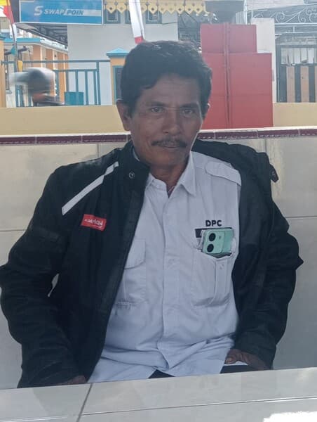 usai_intimidasi_wartawan_kades_pintar_sinaga_janji_dibelikan_kambing_etawa