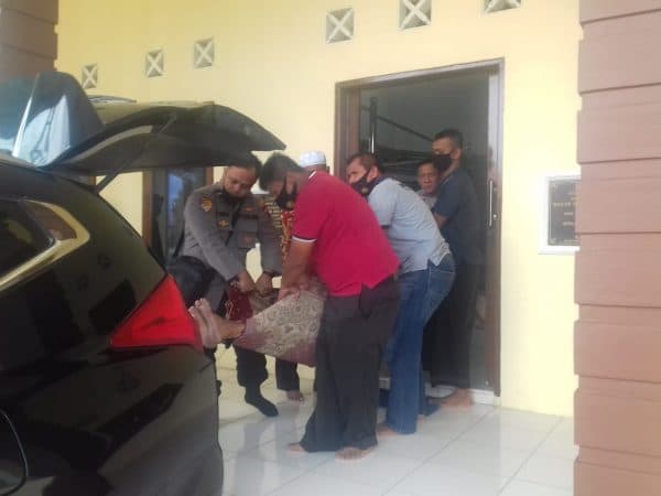 ustad_h_amirrudin_damanik_meninggal_usai_sholat_jumat_polres_simalungun_berduka