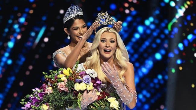 victoria_kjaer_theilvig_dinobatkan_sebagai_miss_universe_2024