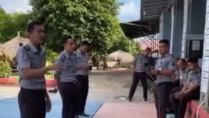 viral_anak_buah_keluhkan_sikap_arogan_kalapas_waingapu_dicopot
