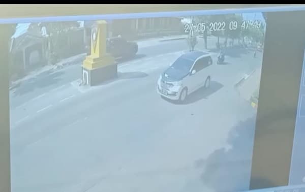 viral_pelajar_sma_dan_smp_siantar_dirampok_pria_bermobil_di_siang_bolong_modusnya_ngaku_dari_bnn