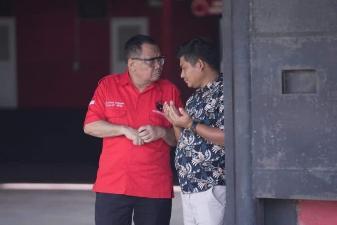 wakil_ketua_dprd_labusel_h_zainal_meninggal_disemayamkan_di_padangri