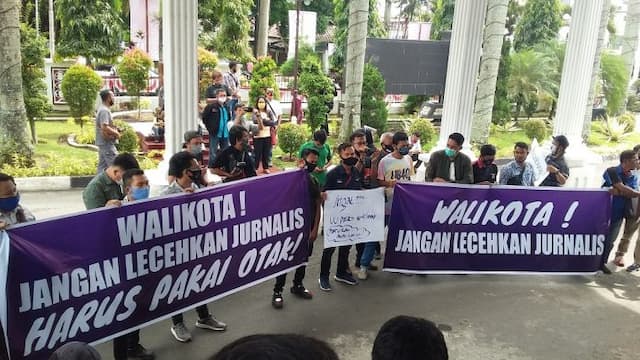 wali_kota_hefriansyah_diminta_santun_kepada_jurnalis