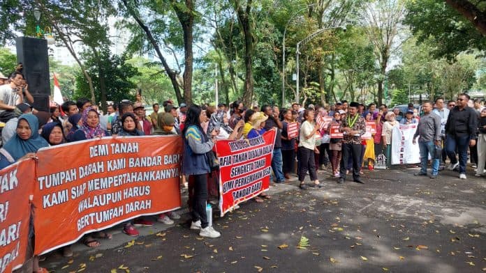 warga_bumper_sibolangit_tolak_digusur_oleh_pemprov_sumut