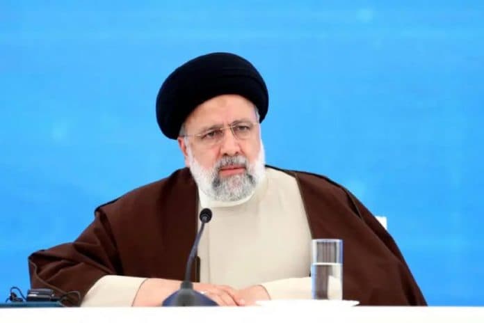 warga_iran_terbagi_dua_kubu_setelah_kematian_presiden_raisi