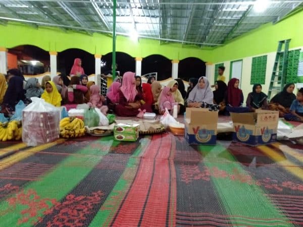 warga_perumahan_bsp_lubuk_pakam_gelar_munggahan_di_mesjid_al_hidayah