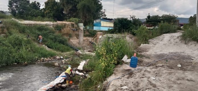 warga_siwaluompu_apresiasi_gerak_cepat_perbaikan_pipanisasi_air_bersih